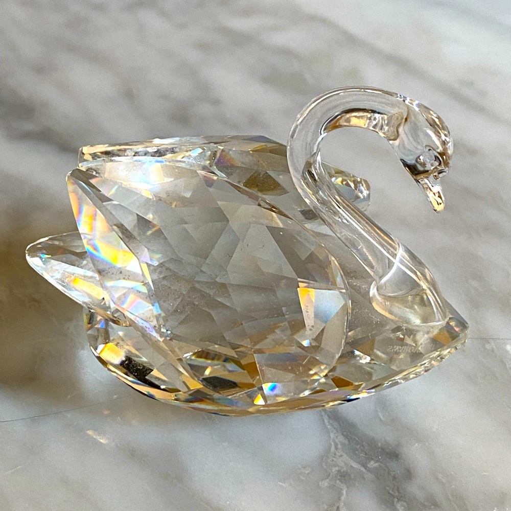 SWAROVSKI Swan crystal figurine